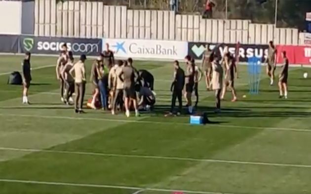 Video - Moussa Dembele faints in Atletico Madrid training