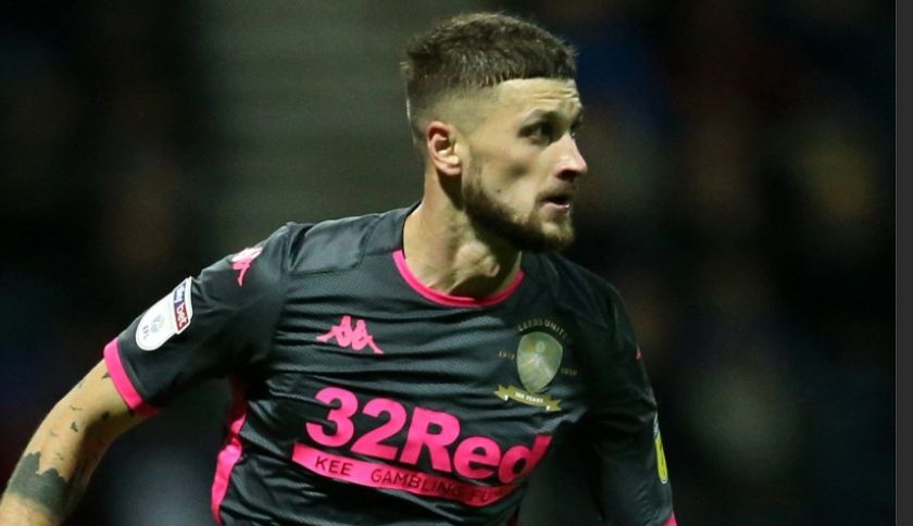  Leeds United star Mateusz Klich forced to delete Twitter after abuse from some fans