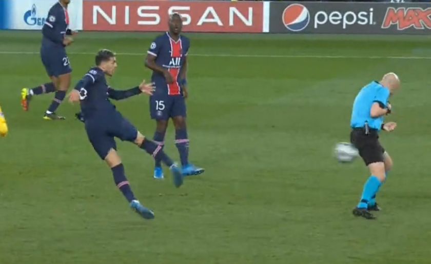 Video: Paredes smashes the ball into referee Antony Taylor