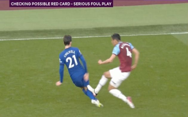 Video - Balbuena shown harsh red card for West Ham vs Chelsea