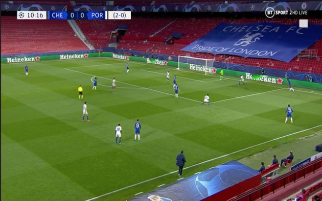 Video - Mendy shaky pass error for Chelsea early vs Porto
