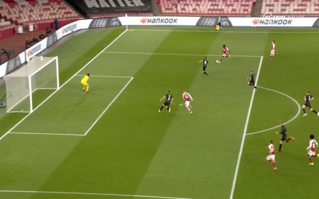 Video - Saka poor cross as Arsenal counter vs Slavia Prague
