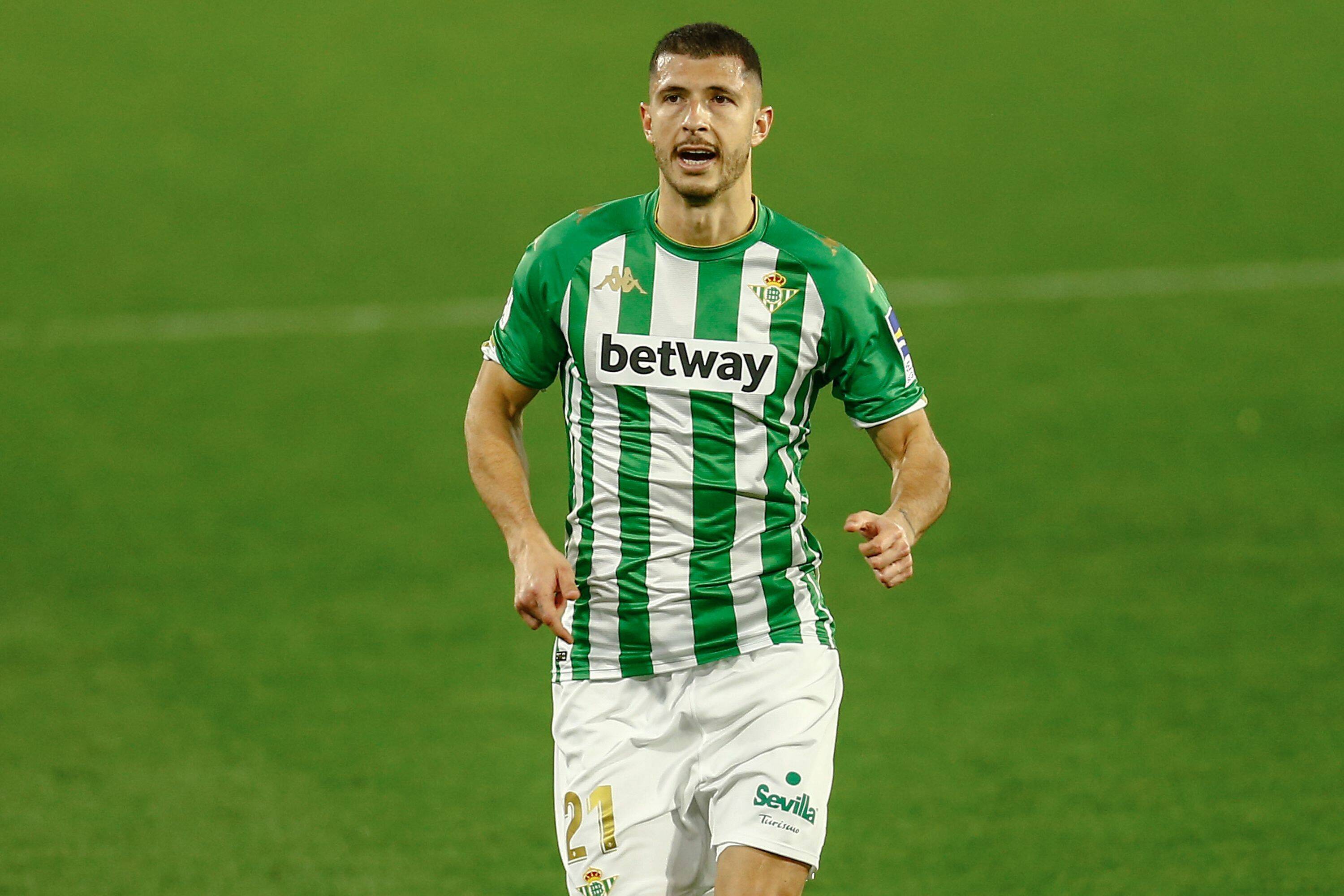 Mexican club rooting for Arsenal to secure the transfer of Real Betis  midfielder Guido Rodríguez