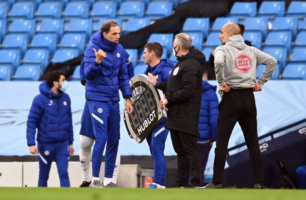 Tuchel complains to referee during Chelsea vs Man City