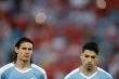 (Video) Uruguay manager can't believe his eyes on the missed scoring chance by Edinson Cavani and Luis Suarez