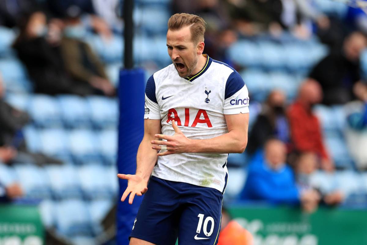 Harry Kane: Tottenham captain refuses to be drawn on future for