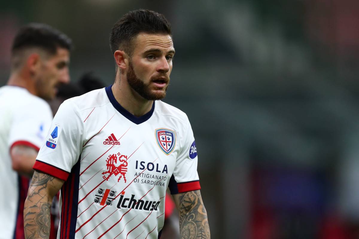 Nahitan Nandez in action for Cagliari