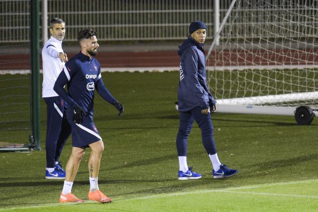 Olivier Giroud and Kylian Mbappe in France training