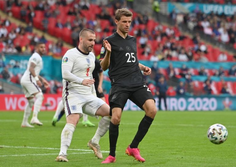 Man United star Shaw played for England despite broken ribs