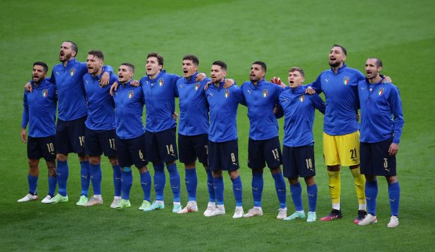 Italy team sing national anthem before Euros semi-final