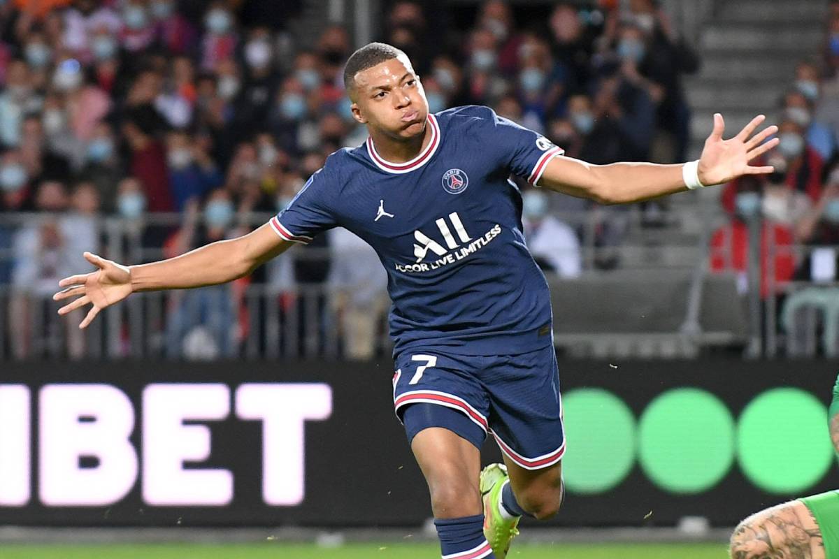 Kylian Mbappe celebrates a goal for PSG