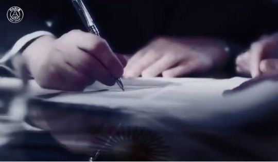 messi pen