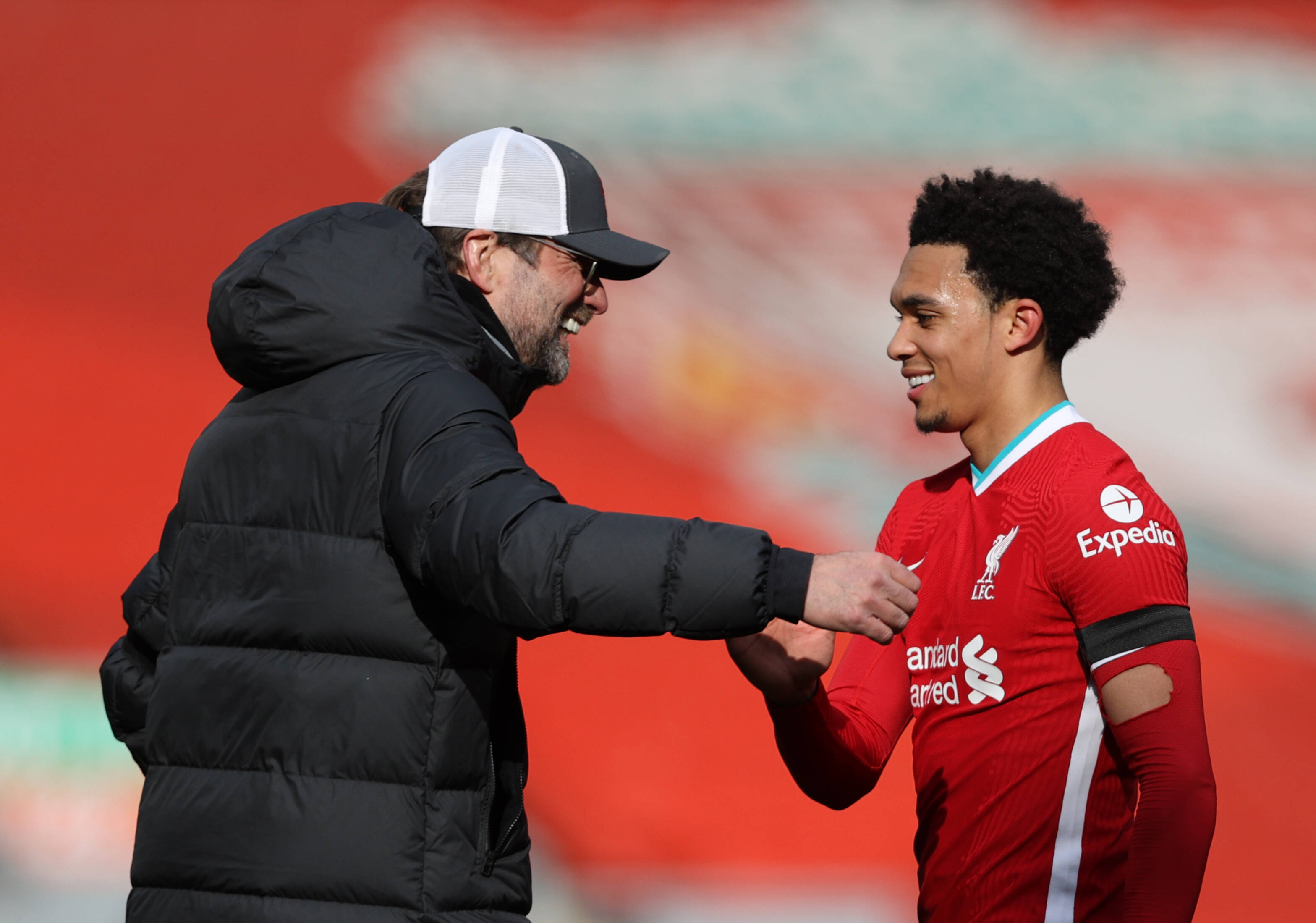  Major Liverpool star tests positive for Covid-19 handing Jurgen Klopp huge headache