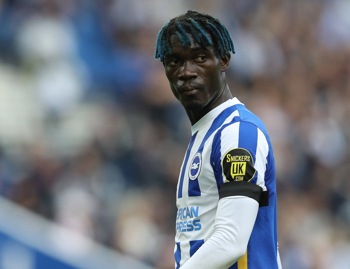  Aston Villa looking to pinch midfielder from rivals after Kamara deal