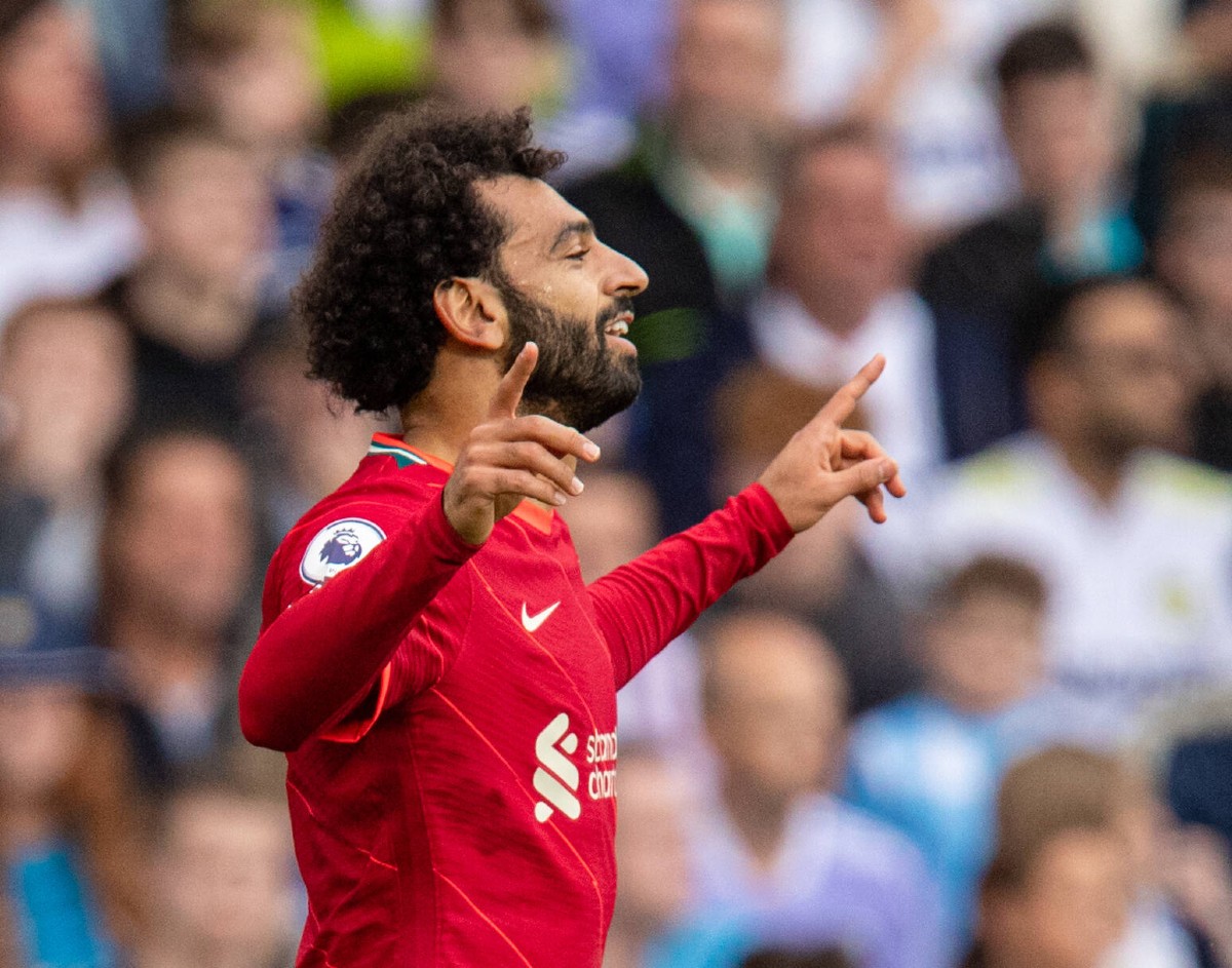 Pundit claims Man United have had three better wingers than Mo Salah