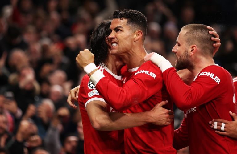 Man United Facing Major Derby Selection Crisis As Ronaldo And Cavani