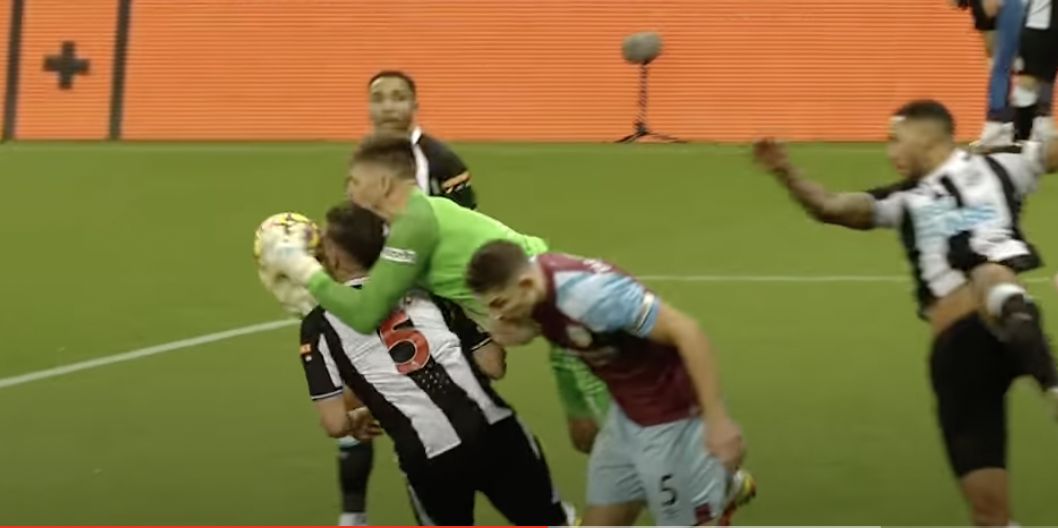  Nothing wrong with Newcastle goal vs Burnley but Chelsea man could have been booked for 