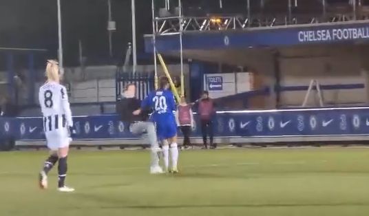 Chelsea's Sam Kerr decks pitch invader - video