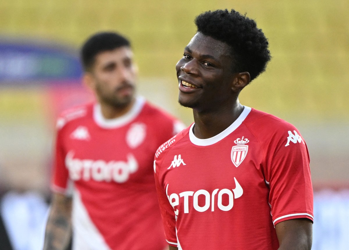  Monaco set 100 million Euro price tag on star midfielder who Man United and Chelsea view as 