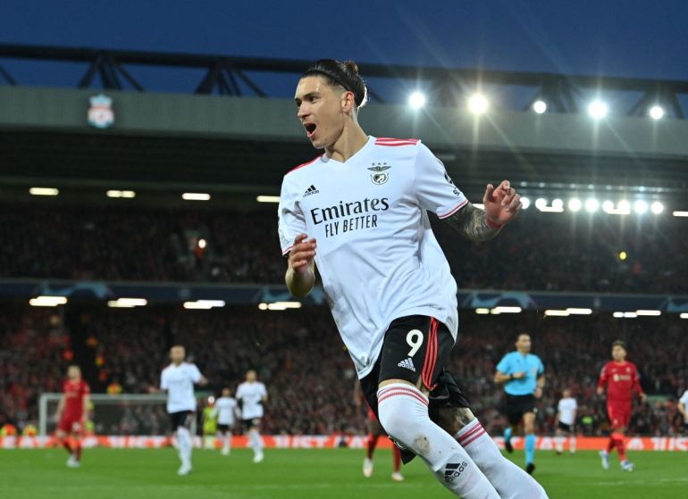 Darwin Nunez Manchester United transfer closer