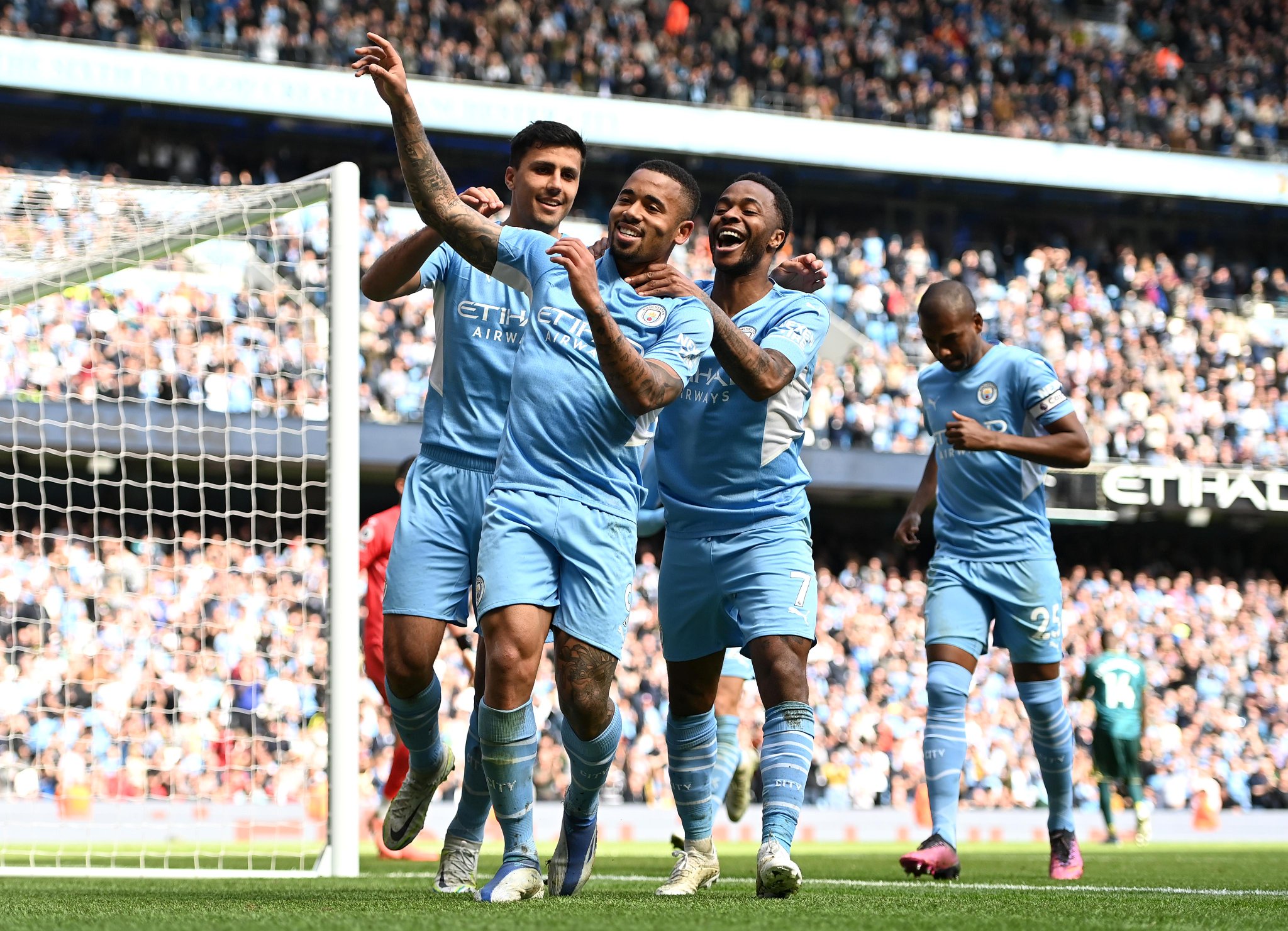  Tottenham look set to battle it out with Arsenal for Manchester City star