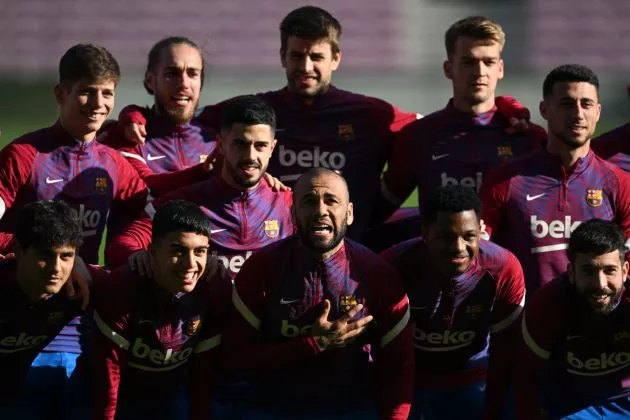 Fati, Pique, Mingueza, Alba, Alves and more in Barcelona training