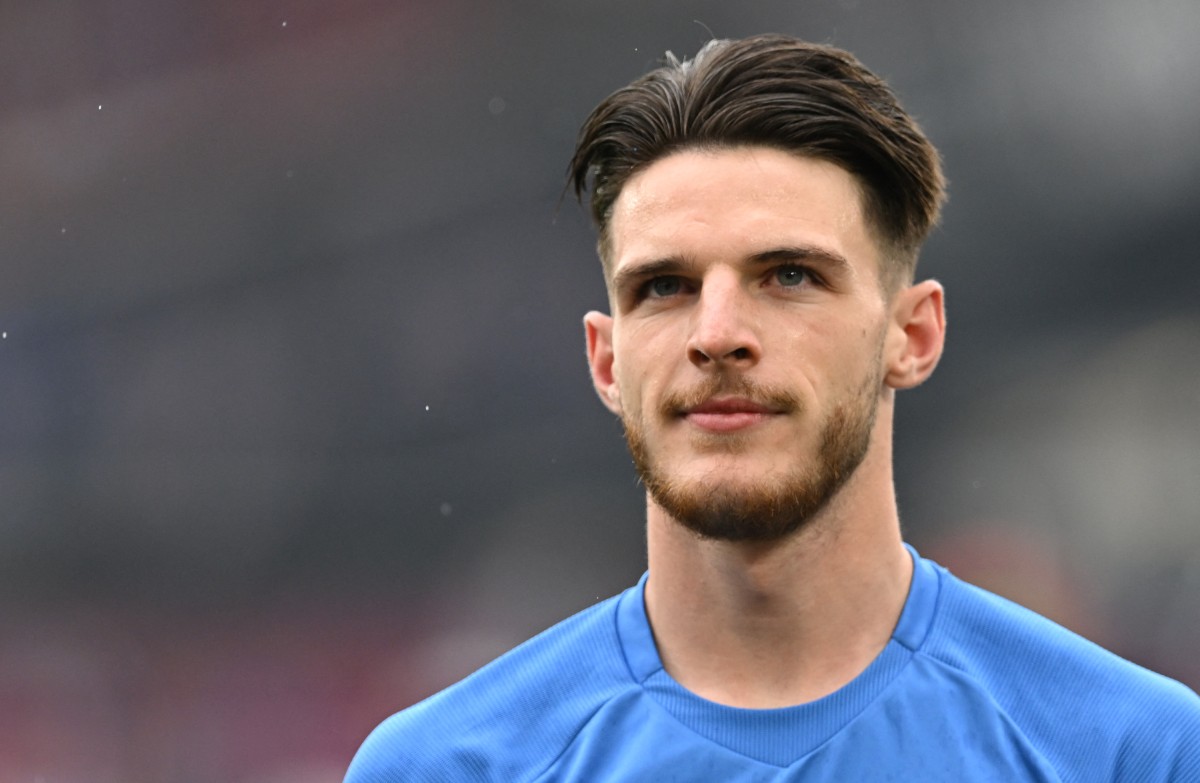  Declan Rice looks set to make a wise decision on Manchester United transfer