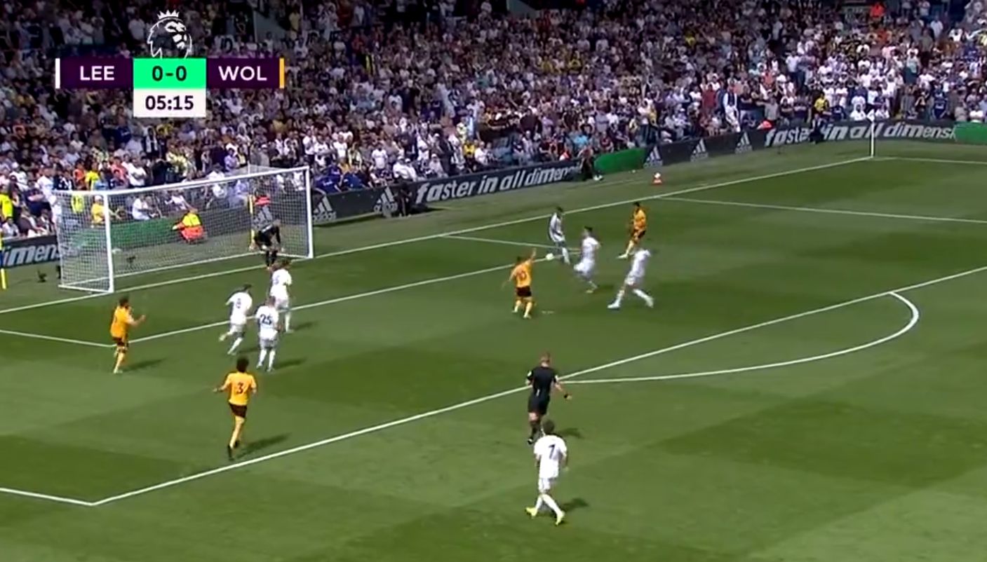 Video: Wolves start the season with amazing team goal against Leeds