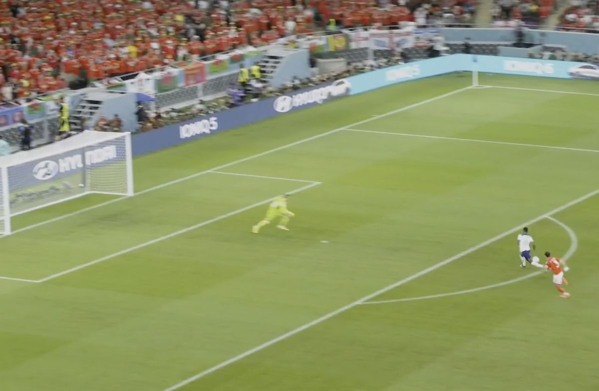 Video) Marcus Rashford denied second World Cup goal by Danny Ward