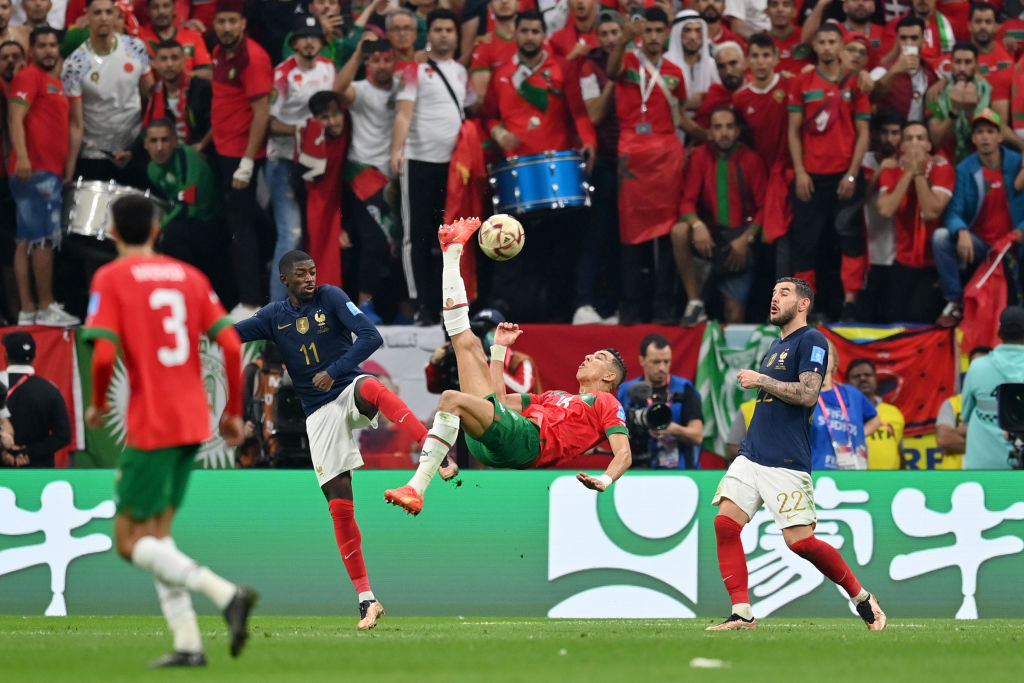 Video: Morocco's El Yamiq nearly scores overhead kick vs France