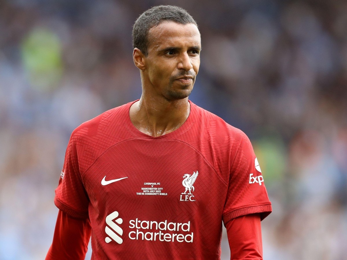 Joel Matip in talks to sign for West Ham.