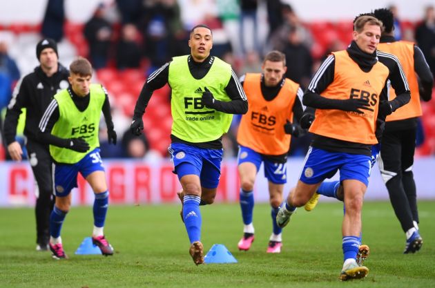 forest leicester tielemans warming up