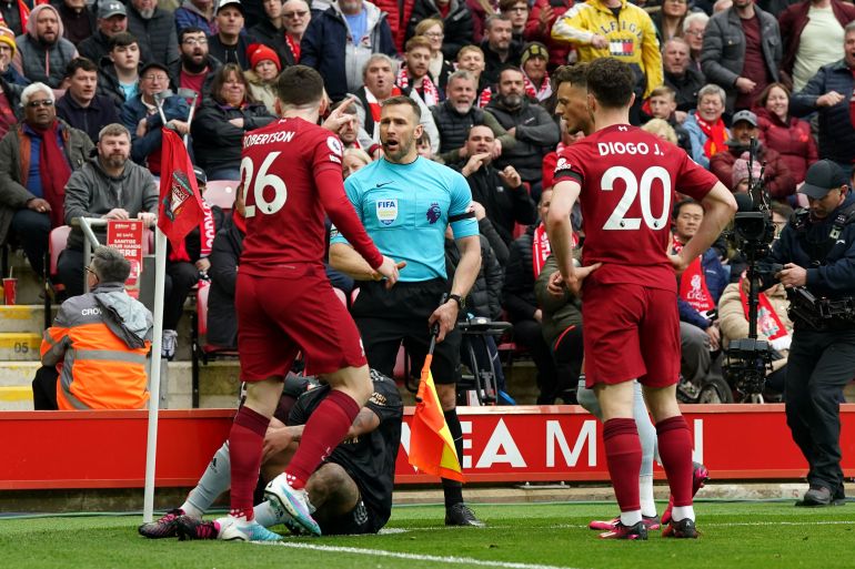 Assistant referee speaks for the first time since Robertson elbow incident