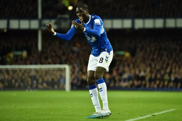everton tottenham amadou onana