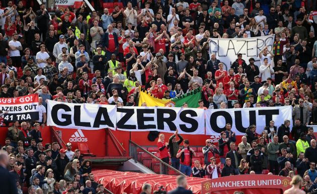 man united glazers out banners