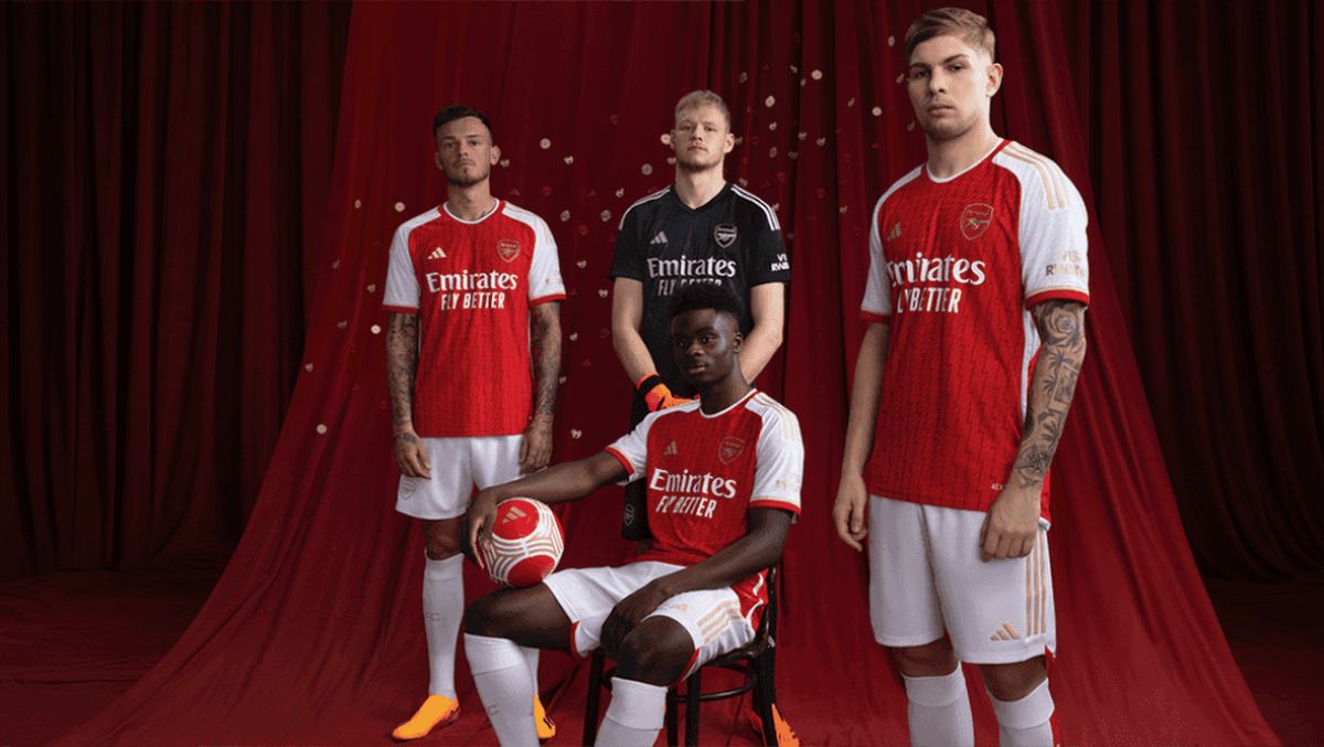 Arsenal suspend sale of new home shirt after bizarre blunder