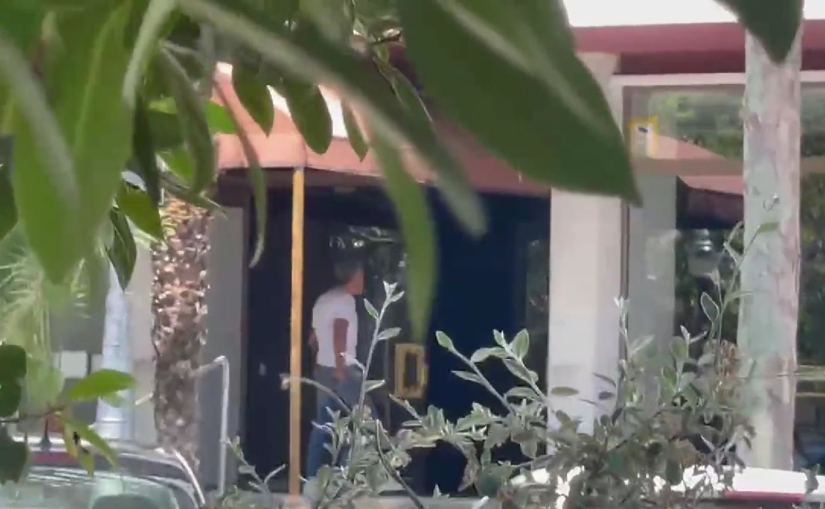 Video: Lionel Messi’s father and Barcelona meet after huge news regarding his return