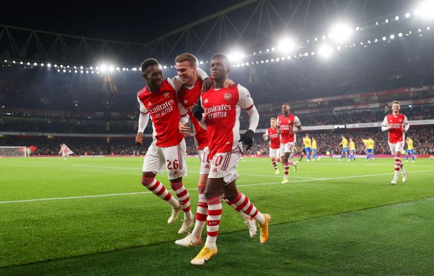 arsenal sunderland nketiah holding balogun