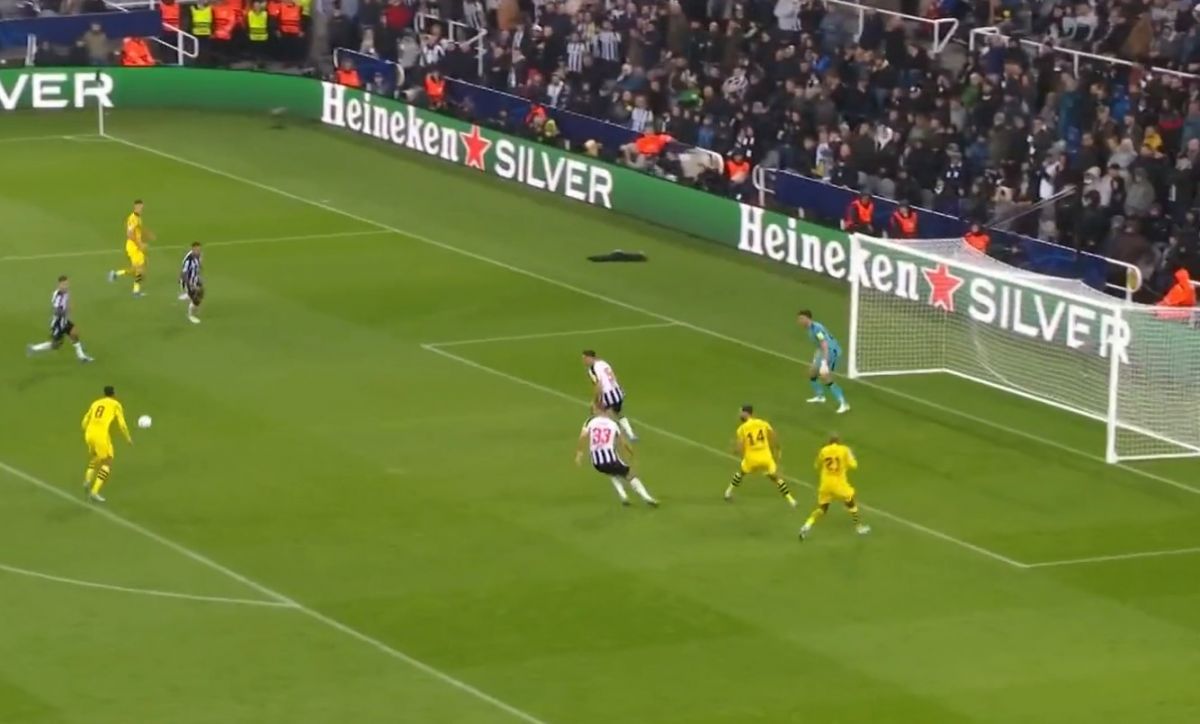 Video: Newcastle Fall Behind To Borussia Dortmund Courtesy Of Brilliant ...