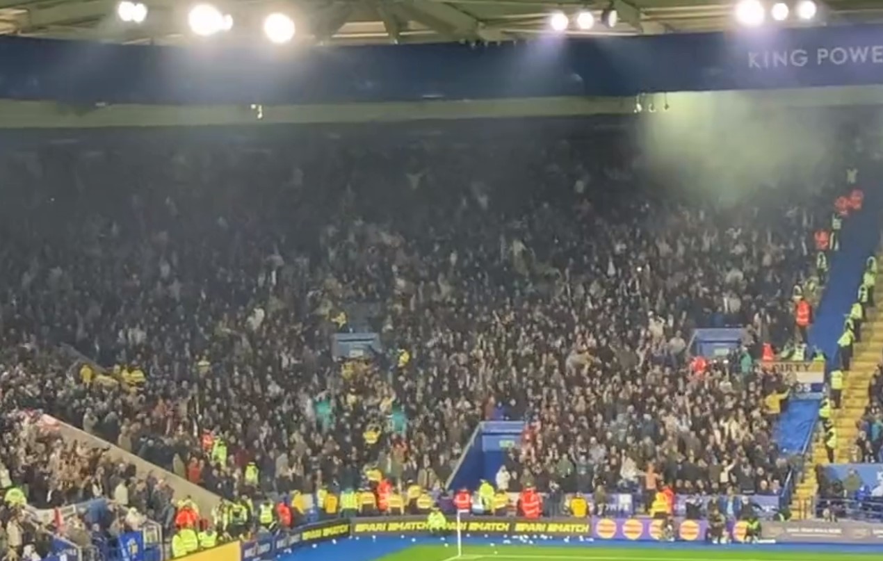 Video: 3000 Leeds fans celebrating after Rutter’s goal at King Power Stadium ForthMGN