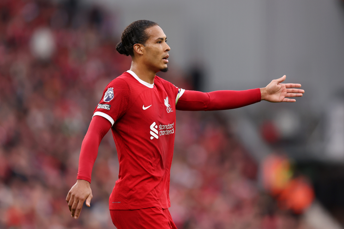 Liverpool has suspended contract negotiations with Virgil van Dijk due to the Slot decision