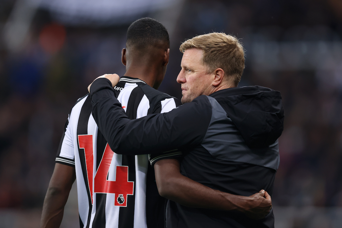 Pundit warns Newcastle about Alexander Isak injury treatment