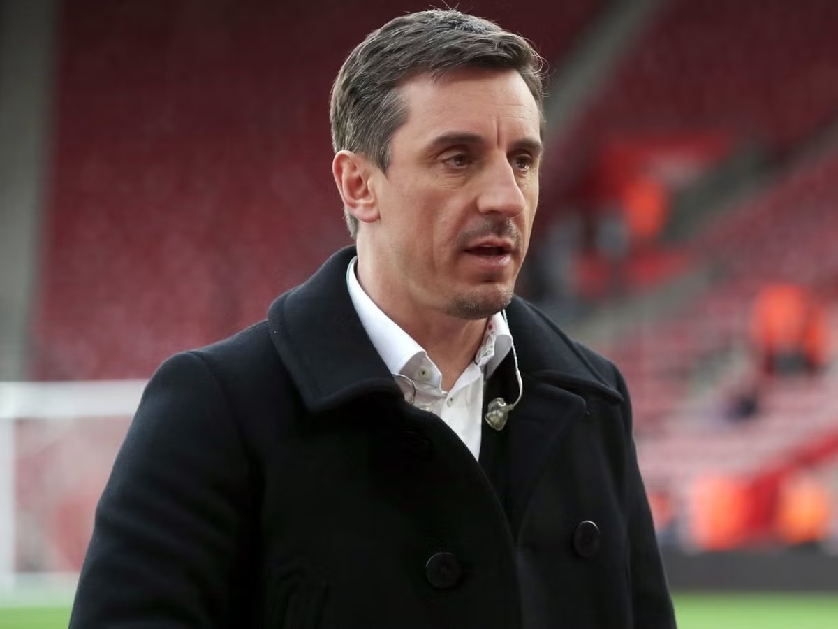 Gary Neville has named the best striker he has played with at Man ...