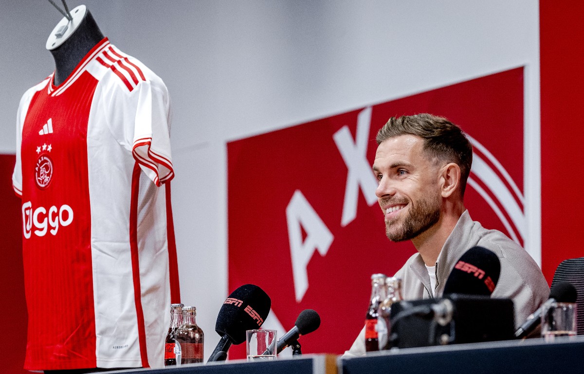 Ajax's Jordan Henderson doesn't regret leaving Liverpool.