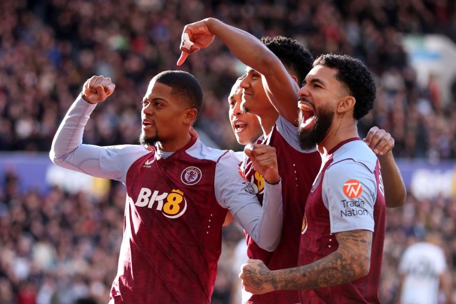 Arsenal handed boost in pursuit of Aston Villa star Douglas Luiz