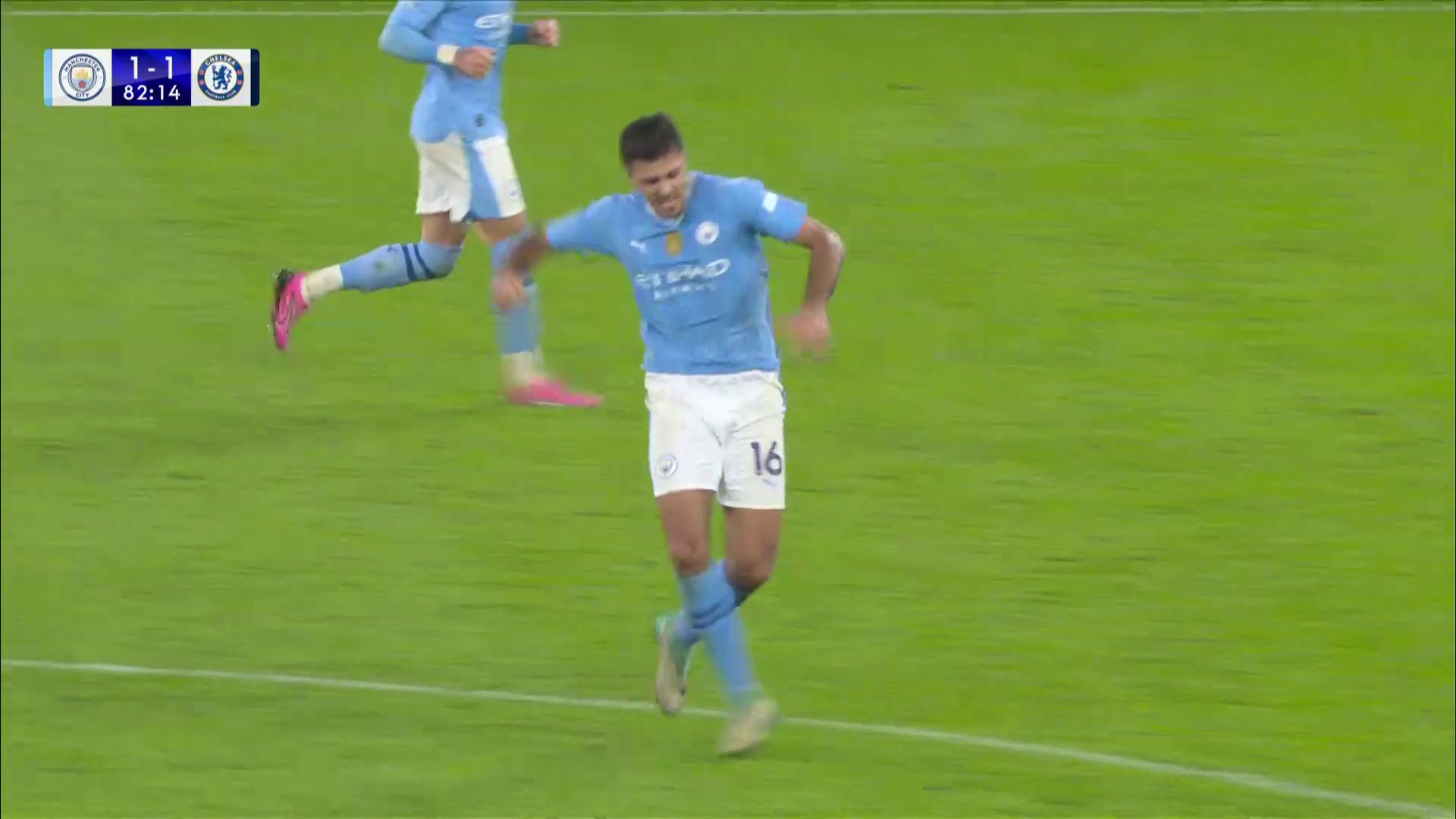Video: Rodri fires in a rocket from outside the box to equalise for Manchester City