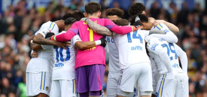 Leeds United set to allow Stuart Dallas to leave this summer while a decision on Liam Cooper is pending - Vimarsana News