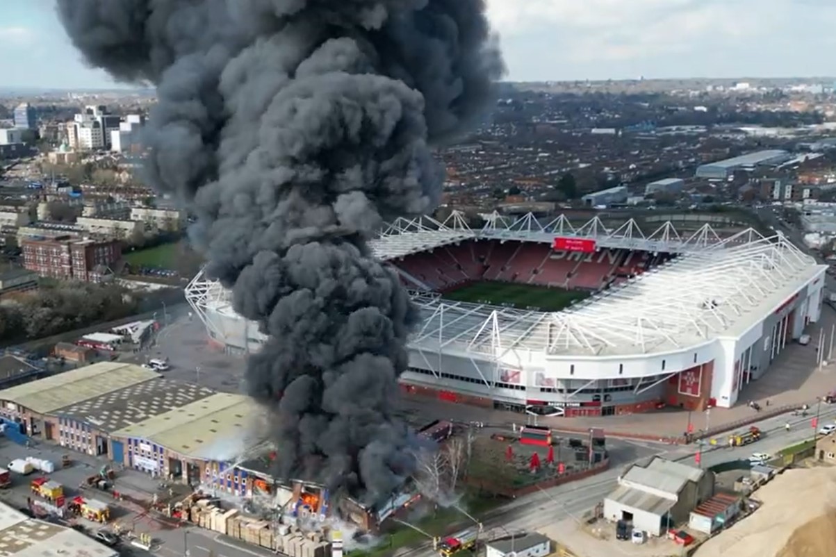 Video: Southampton match called off after huge fire breaks out at St Mary’s Stadium