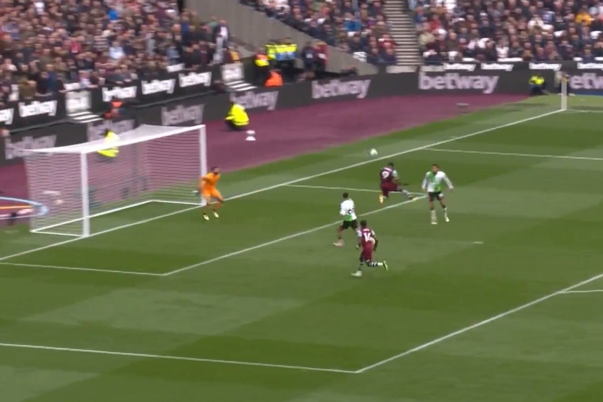 Video: Michail Antonio punishes poor defending from Liverpool defender