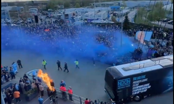 Video: Man City bus arrives through sea of blue smoke as UCL atmosphere builds